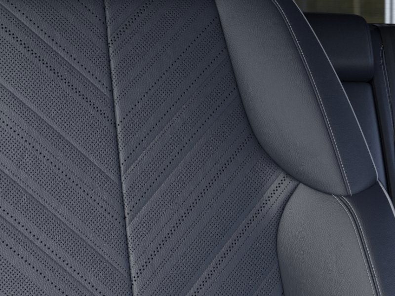 2025 Cadillac OPTIQ Luxury 2