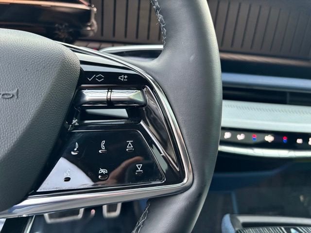 2025 Cadillac OPTIQ Sport 2