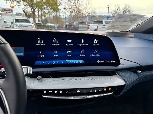 2025 Cadillac OPTIQ Sport 2