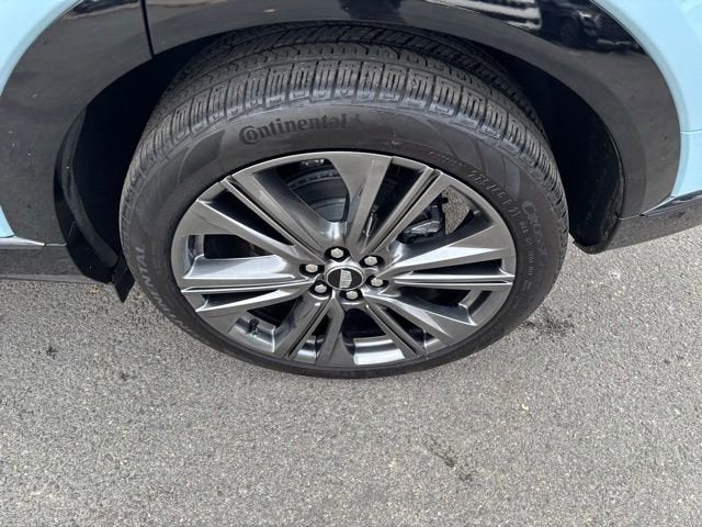 2025 Cadillac OPTIQ Sport 2