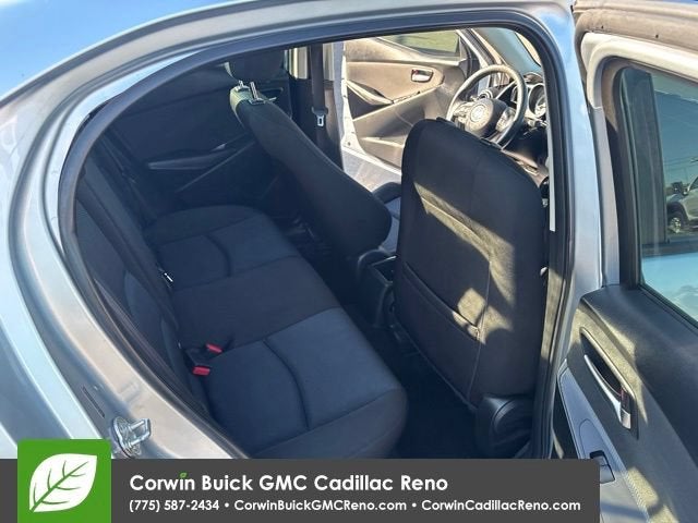 2017 Toyota Yaris iA BASE