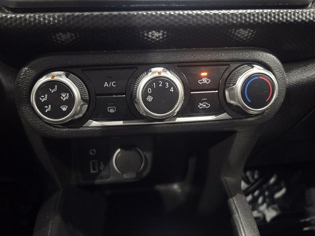 2022 Nissan Kicks S Xtronic CVT