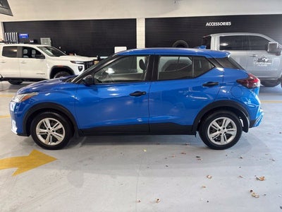 2022 Nissan Kicks S Xtronic CVT