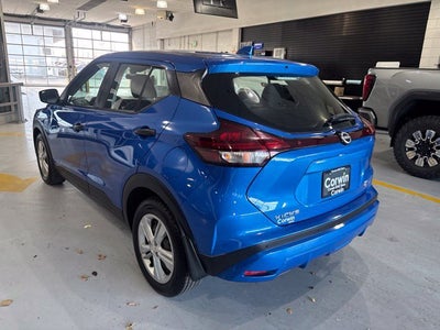 2022 Nissan Kicks S Xtronic CVT