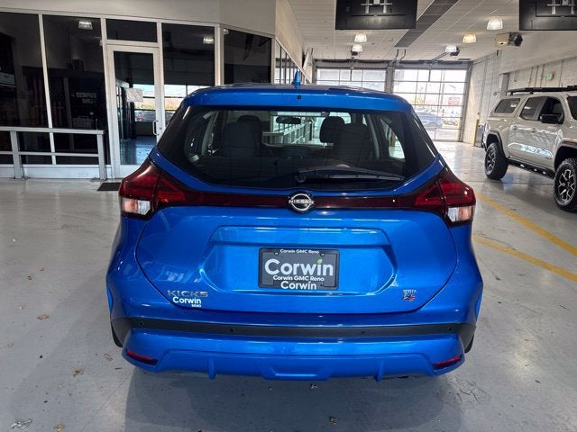 2022 Nissan Kicks S Xtronic CVT