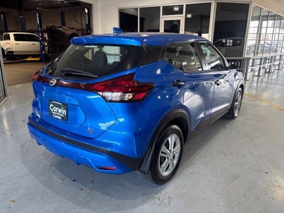 2022 Nissan Kicks S Xtronic CVT