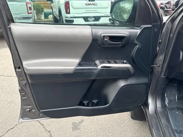 2017 Toyota Tacoma SR5 V6