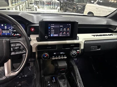 2024 Toyota Tacoma 4WD SR5