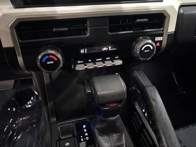 2024 Toyota Tacoma 4WD SR5