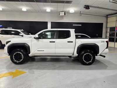 2024 Toyota Tacoma 4WD SR5