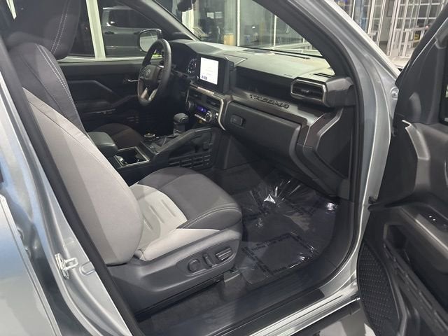 2024 Toyota Tacoma Hybrid TRD Off Road 4WD