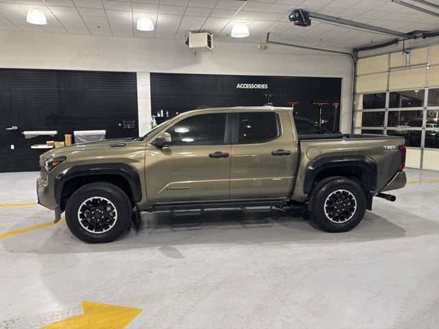 2024 Toyota Tacoma Hybrid TRD Off Road 4WD