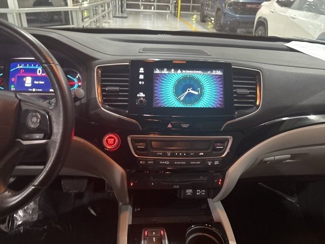 2021 Honda Pilot AWD Touring 8 Passenger