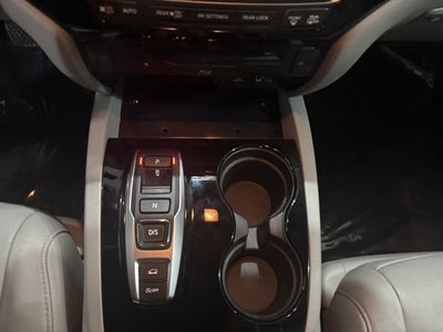 2021 Honda Pilot AWD Touring 8 Passenger