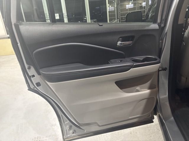 2021 Honda Pilot AWD Touring 8 Passenger