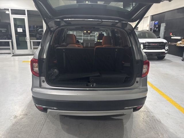 2021 Honda Pilot AWD Touring 8 Passenger