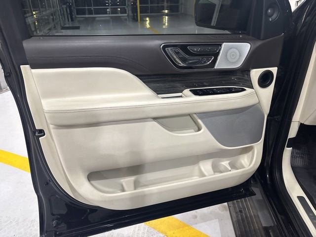 2021 Lincoln Navigator Black Label