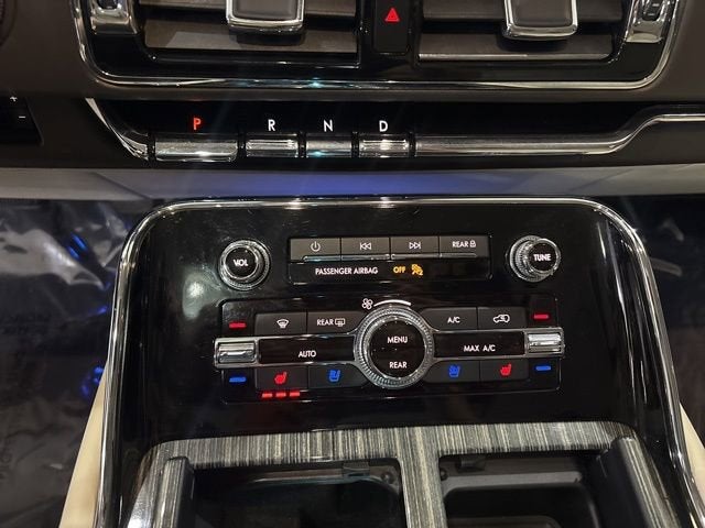 2021 Lincoln Navigator Black Label