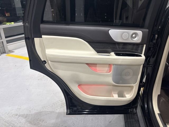 2021 Lincoln Navigator Black Label