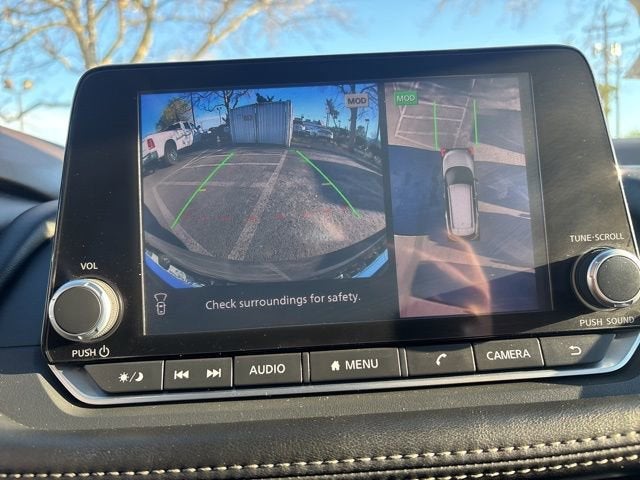 2023 Nissan Rogue SL FWD