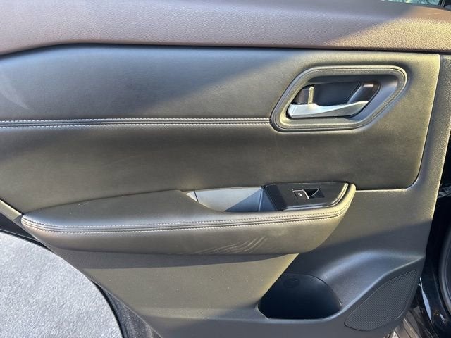 2023 Nissan Rogue SL FWD