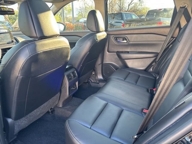 2023 Nissan Rogue SL FWD
