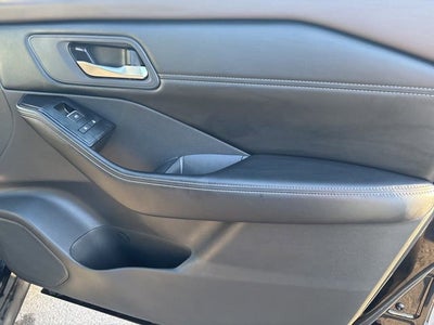 2023 Nissan Rogue SL FWD