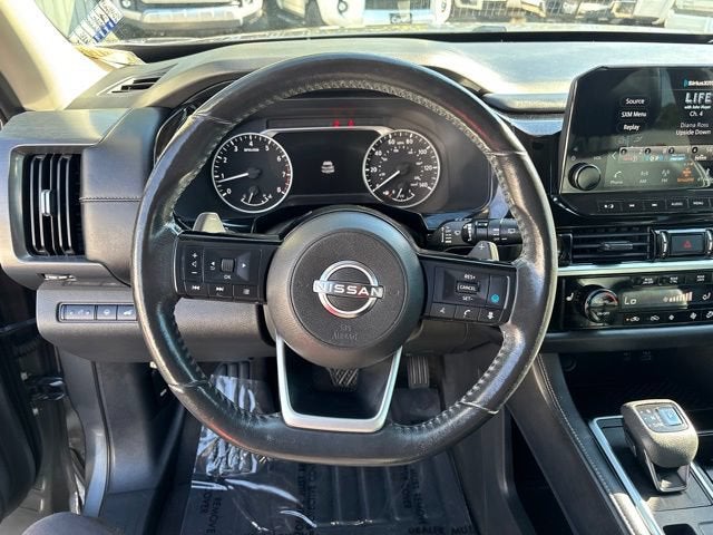 2022 Nissan Pathfinder SL 4WD
