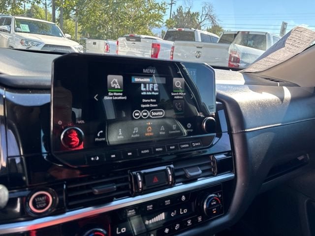 2022 Nissan Pathfinder SL 4WD