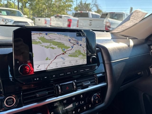 2022 Nissan Pathfinder SL 4WD