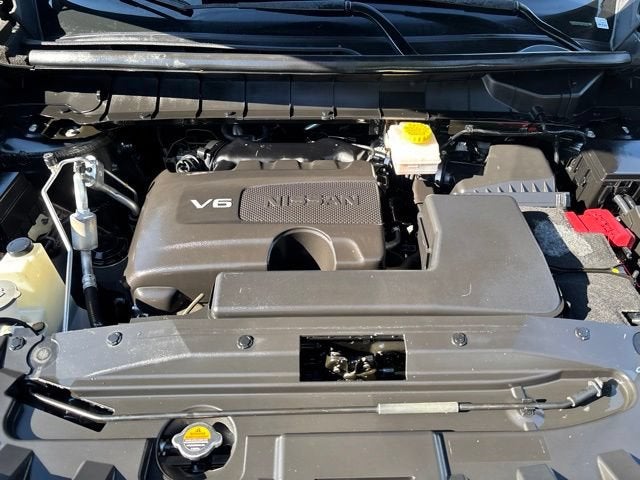 2022 Nissan Pathfinder SL 4WD