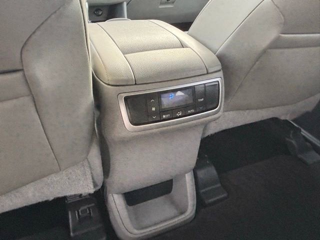 2015 Toyota Highlander LE