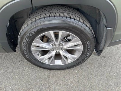 2015 Toyota Highlander LE