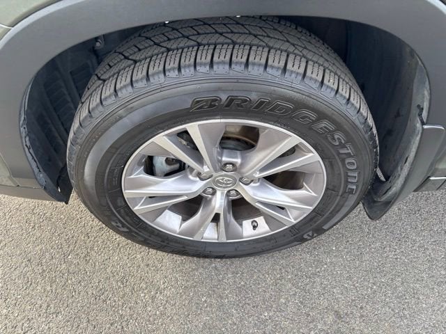 2015 Toyota Highlander LE