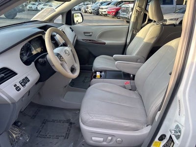 2012 Toyota Sienna XLE 7 Passenger