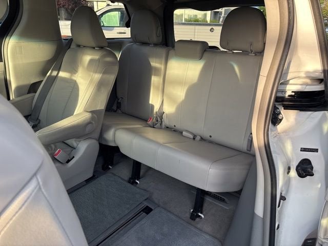 2012 Toyota Sienna XLE 7 Passenger