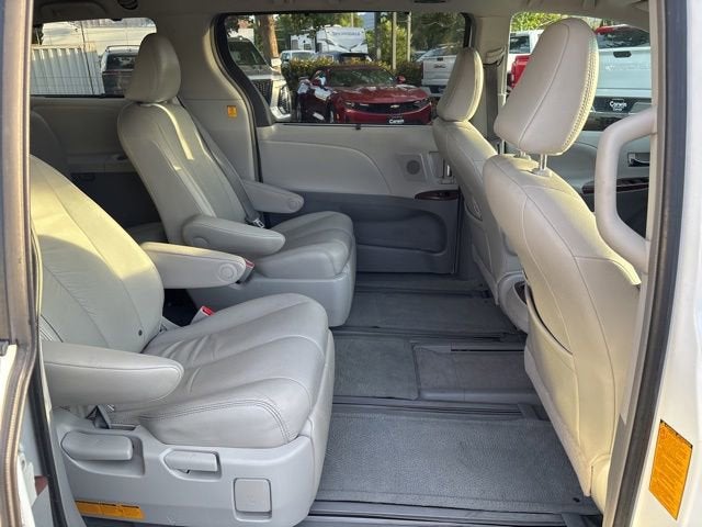 2012 Toyota Sienna XLE 7 Passenger