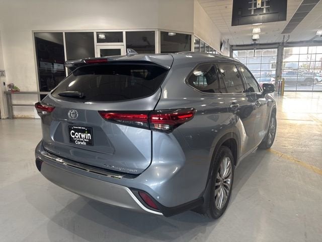 2021 Toyota Highlander Platinum