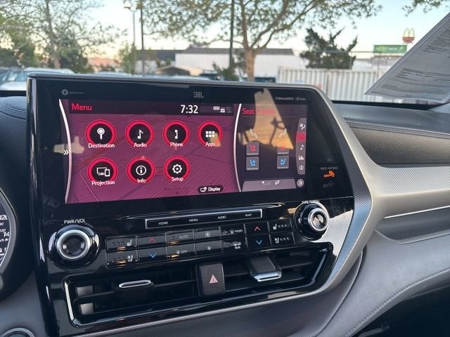 2020 Toyota Highlander Platinum