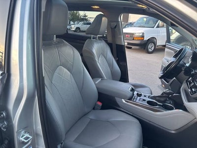2020 Toyota Highlander Platinum
