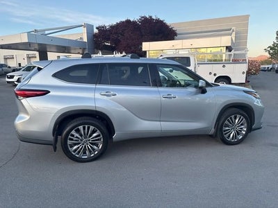 2020 Toyota Highlander Platinum