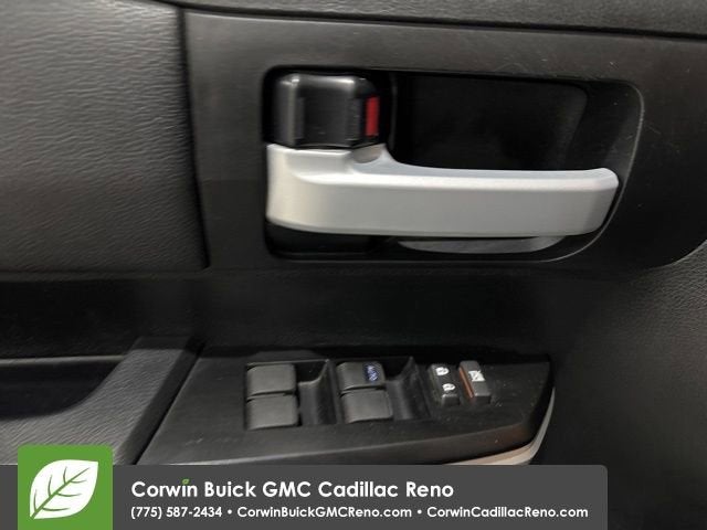 2017 Toyota Tundra SR5 5.7L V8