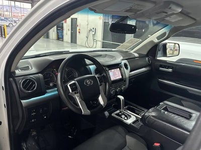 2014 Toyota Tundra 4WD Truck SR5