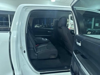 2014 Toyota Tundra 4WD Truck SR5