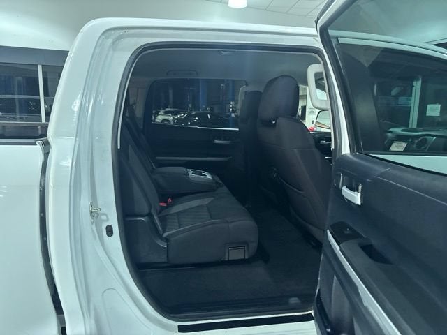2014 Toyota Tundra 4WD Truck SR5