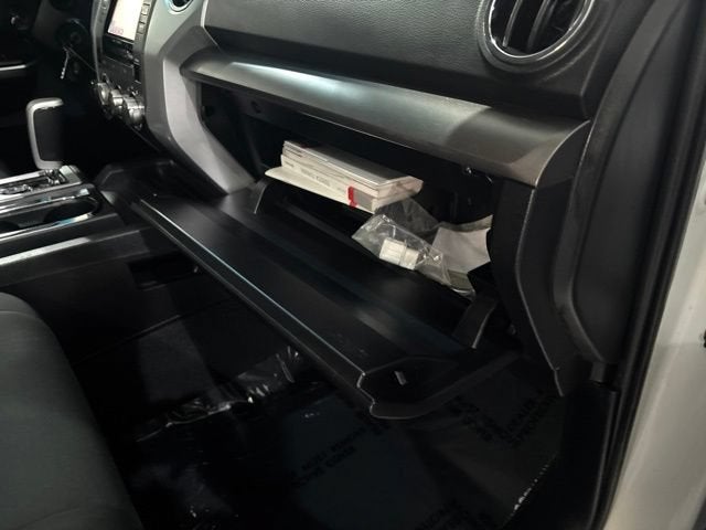 2014 Toyota Tundra 4WD Truck SR5