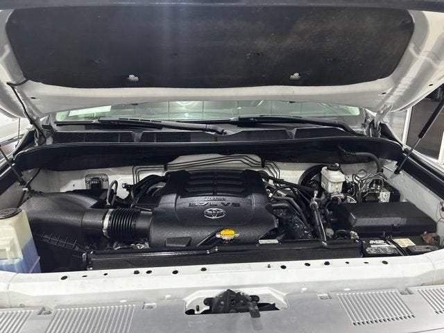 2014 Toyota Tundra 4WD Truck SR5