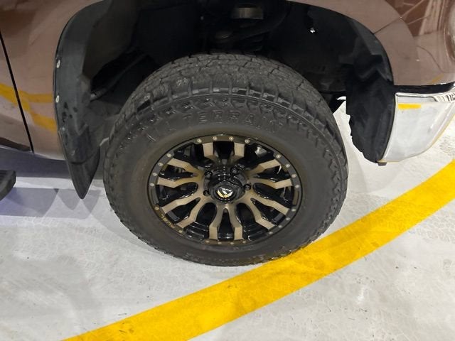 2017 Toyota Tundra Limited 5.7L V8
