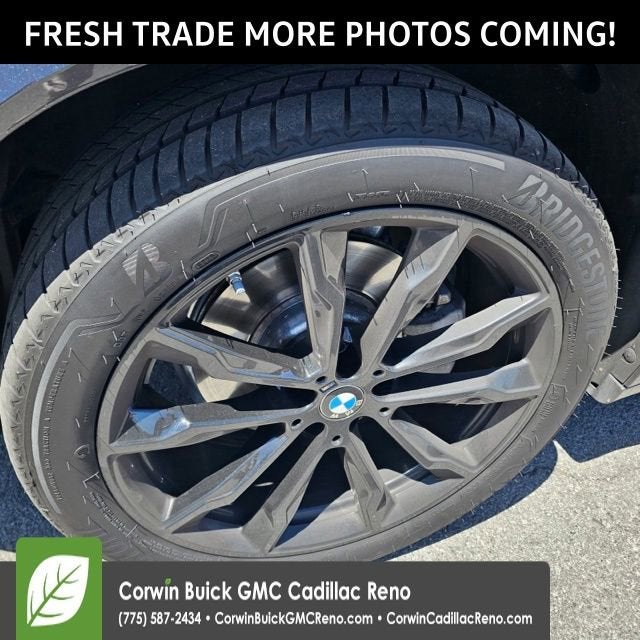 2025 BMW X4 xDrive30i