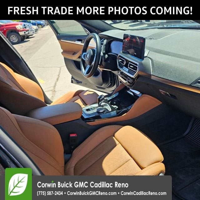 2025 BMW X4 xDrive30i